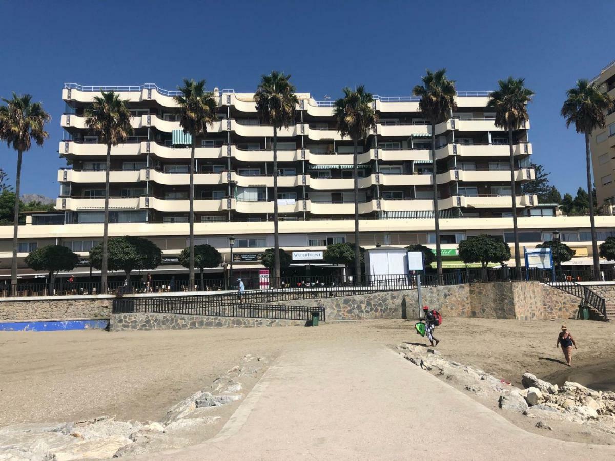 Apartment 4-2, Edificio Eden Roc I